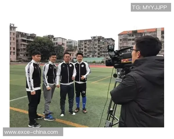 中国拜访国际足球明星的精彩瞬间与背后故事揭秘